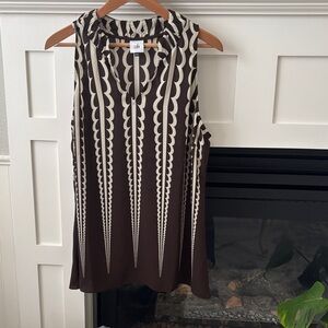 CAbi Chocolate Brown and Cream Patterned Blouse
Excellent condition